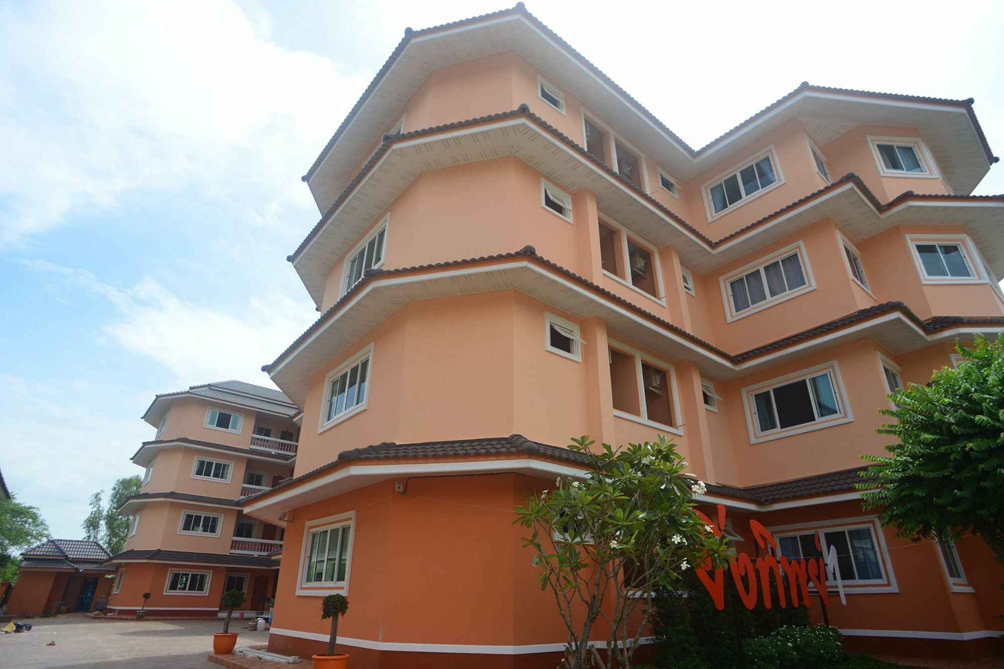 Yingthip1 Apartment Chiang Rai Exterior photo